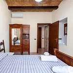 Bed & Breakfast Kyterion 3*